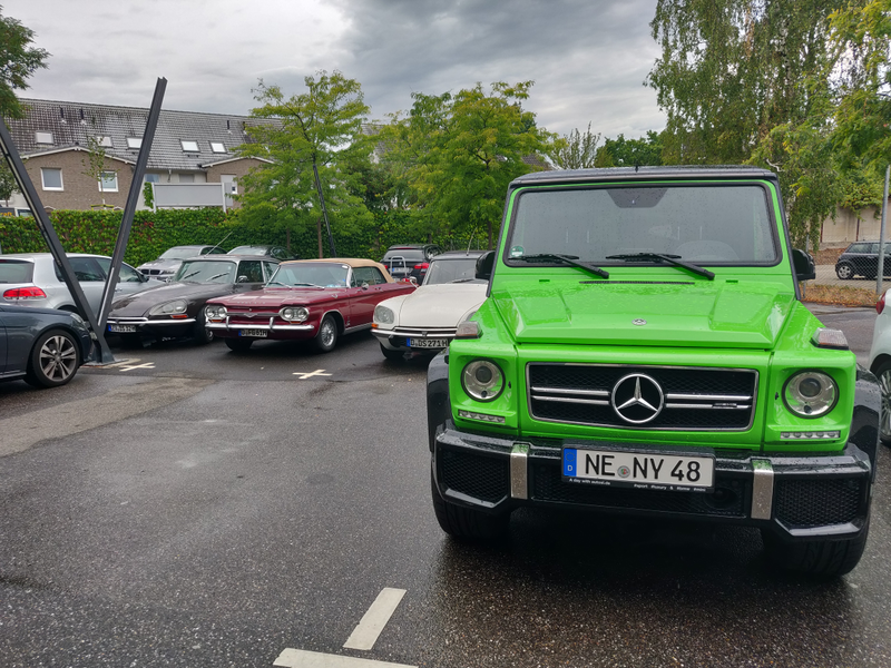 This was my first impression as I walked in the car park. Green Gwagon, two or three DS’ and a Corvair